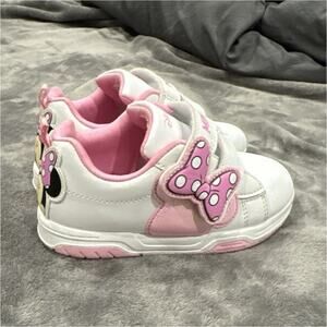 Disney Minnie Mouse Girls' White Pink Bow Low Top Sneakers US 10